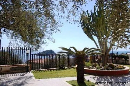 Hotel Lachea Aci Trezza 3*,  Italy