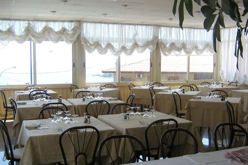 Hotel Lachea Aci Trezza