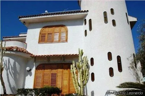 Hotel Lachea Aci Trezza 3*,